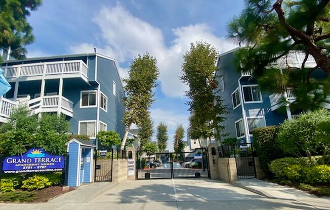 The Grand Terrace Apartments