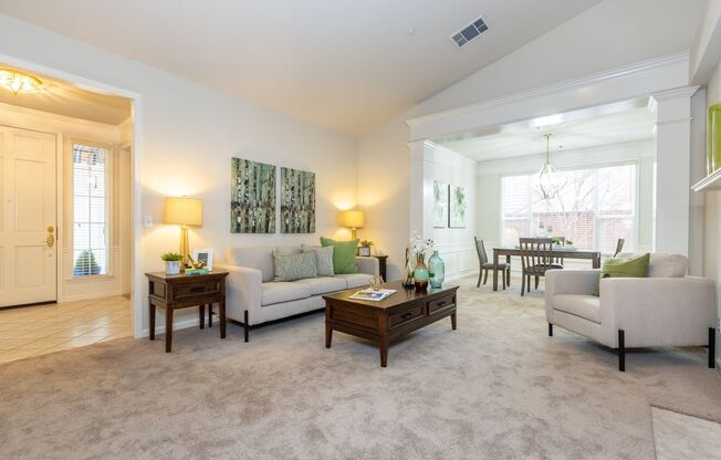 Livermore Pulte Estates single story Contemporary 4 bed / 2 ba, 3 car garage, beautiful yard, small dogs OK - 2 year lease