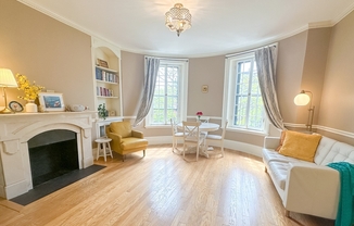 319 Dartmouth Street