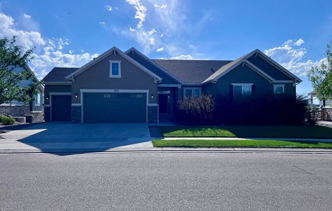 Gorgeous Home on Buffalo Run Golf Course!