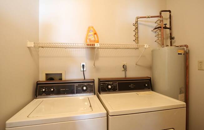 Washer/Dryer at Abbington Village Apartments, Columbus, 43228