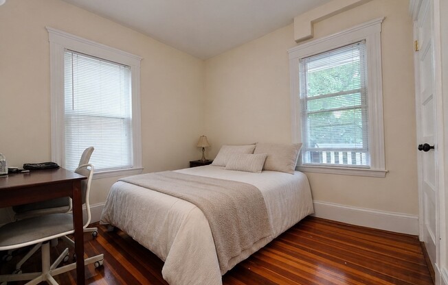 3 beds, 2 baths, 1,141 sqft, $3,900, Unit 2