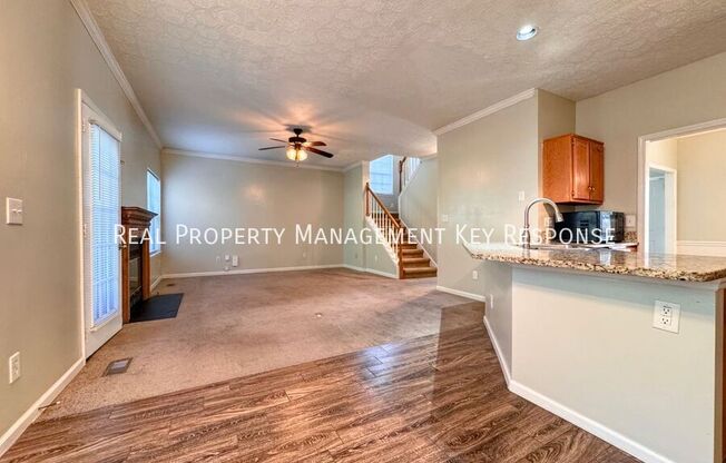 1208 SPRINGWOOD DR
