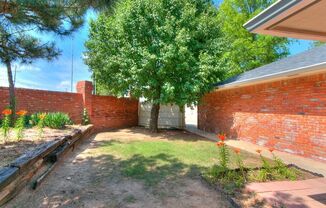 3 beds, 2 baths, $1,495