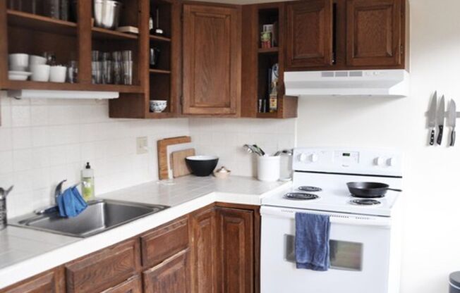 Studio, 1 bath, 540 sqft, $1,425, Unit 207