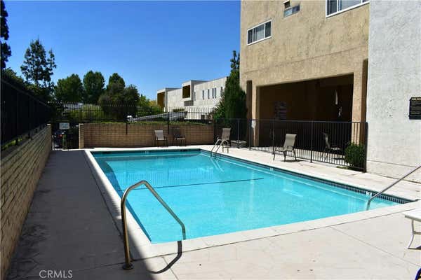 2 beds, 1 bath, 800 sqft, $2,300, Unit UNIT 210A