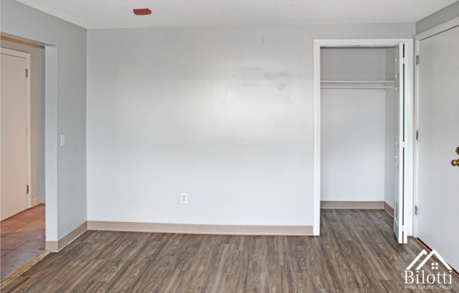 Studio, 1 bath, 500 sqft, $1,300, Unit 262-02