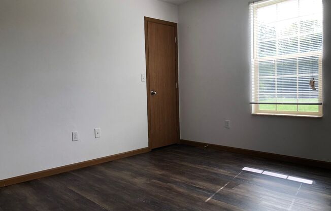 1 bed, 1 bath, 612 sqft, $1,025, Unit 1670-02 PVC