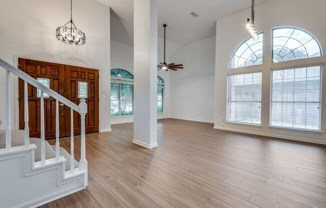562 Mercer