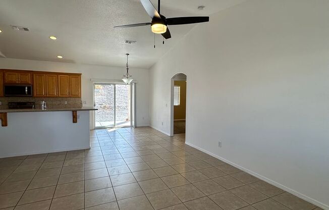 3 beds, 2 baths, $2,000