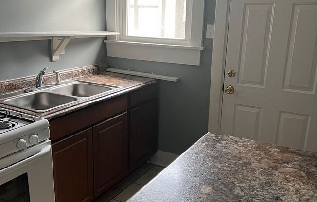 1 bed, 1 bath, 800 sqft, $975, Unit 06198