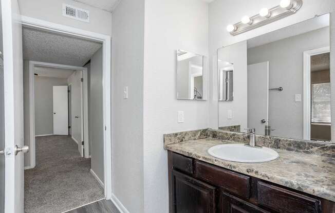 Oak Tree Village Bathroom  (3 Bedroom 1313sq ft)