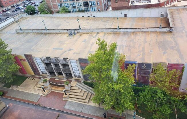 1004 Baltimore Ave