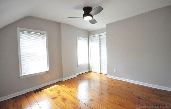 2 beds, 1 bath, $1,795, Unit 504