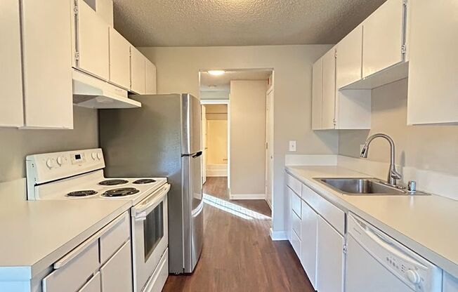 1 bed, 1 bath, 660 sqft, $1,599, Unit 203