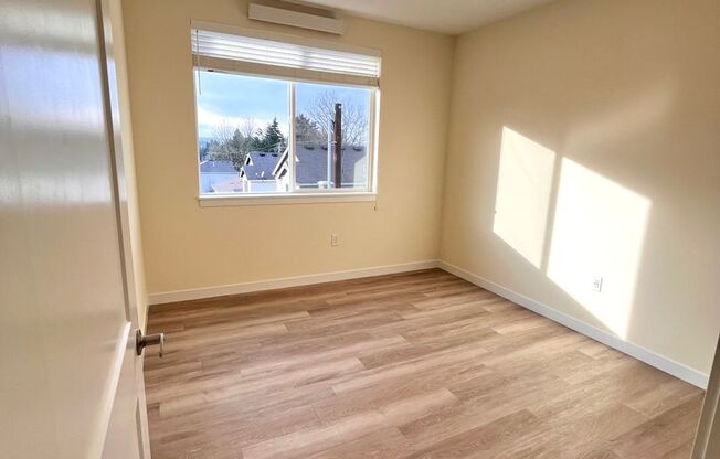 2 beds, 1 bath, $1,875, Unit A309