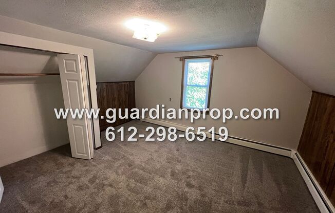 4 beds, 1 bath, $1,900