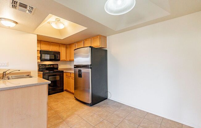 2 beds, 2 baths, $1,300, Unit # 2091