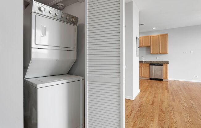 2 beds, 2 baths, 950 sqft, $2,500, Unit 503