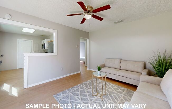 Updated 2 Bedroom Jacksonville Heights Apartment