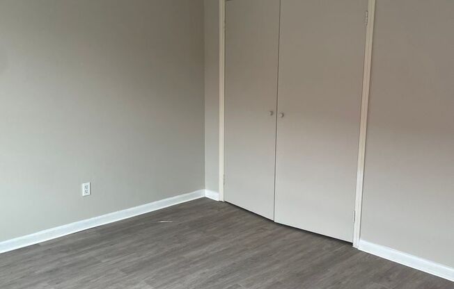 1 bed, 1 bath, 700 sqft, $1,150, Unit 310