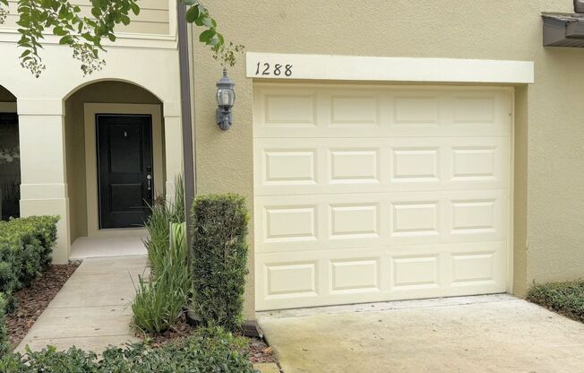 1288 PAVIA DR