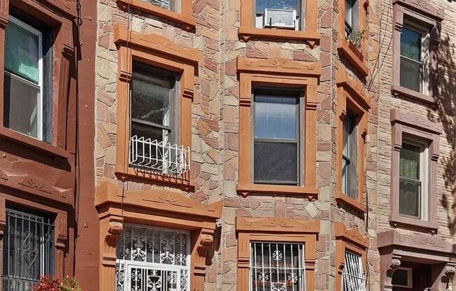 161 MONROE ST