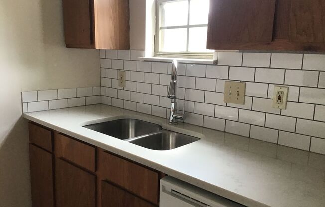 Athens Square Apartments