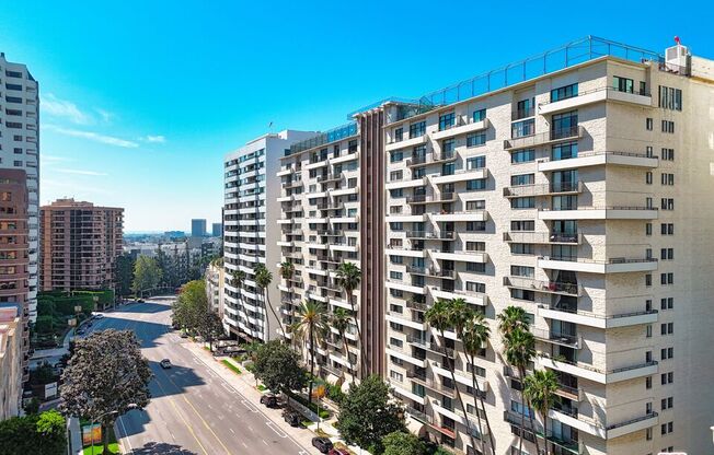 2 beds, 2 baths, 1,352 sqft, $4,895, Unit 1514