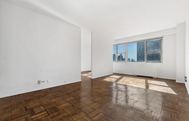 1 bed, 1 bath, $3,750, Unit 29G