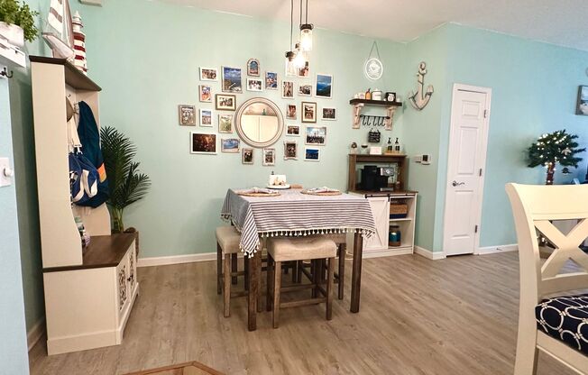 2 beds, 2 baths, $1,800