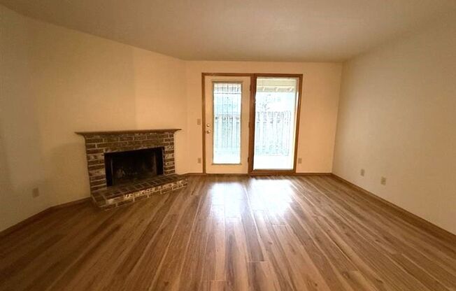 762 SW 206th Place ~ Beautiful Brand New Flooring!