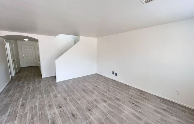 5 bedroom + Large LOFT 3 full bathrooms!