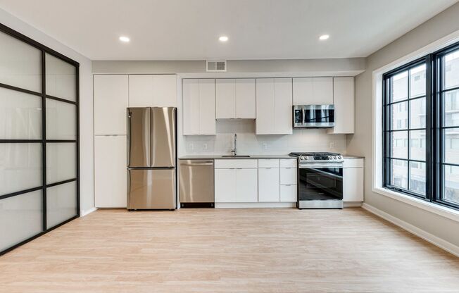 1 bed, 1 bath, 519 sqft, $2,595, Unit 211