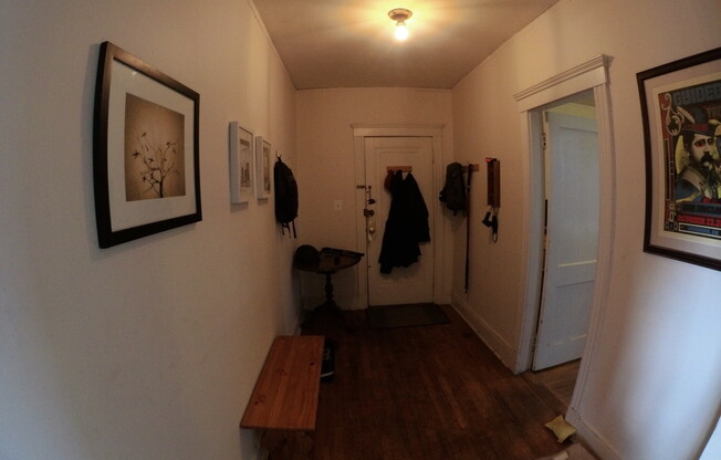 1 bed, 1 bath, $2,400, Unit 29