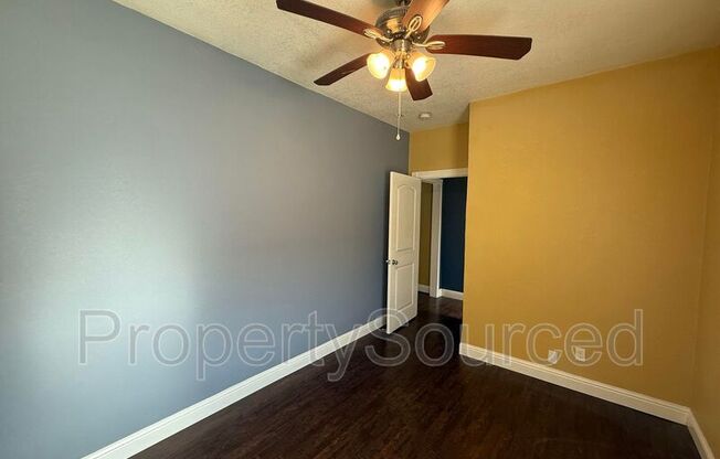 139 W YOSEMITE AVE