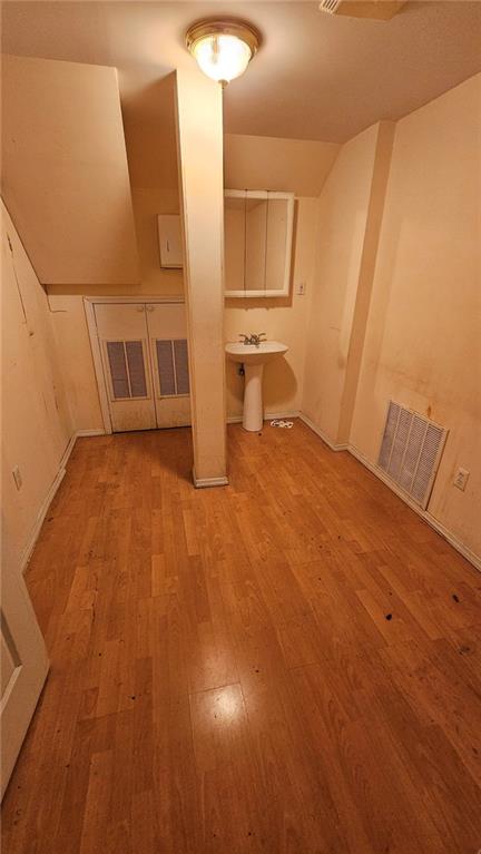 Studio, 2,650 sqft, $5,500