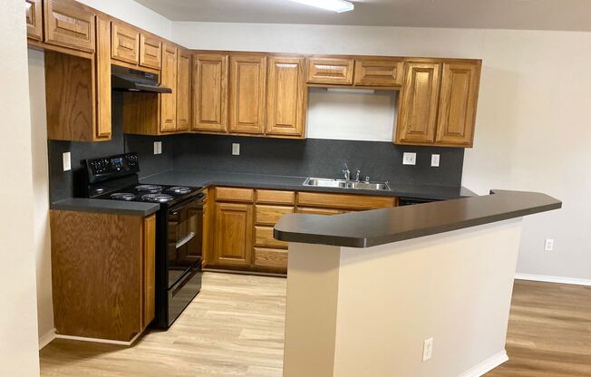 SENIOR LIVING! 55 and older Gated Community!