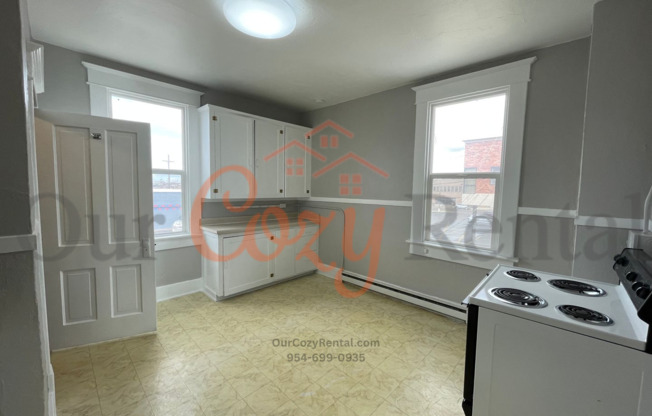 Studio, 1 bath, 392 sqft, $650, Unit 04
