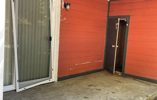 2 beds, 2 baths, 1,096 sqft, $1,575, Unit 1891C