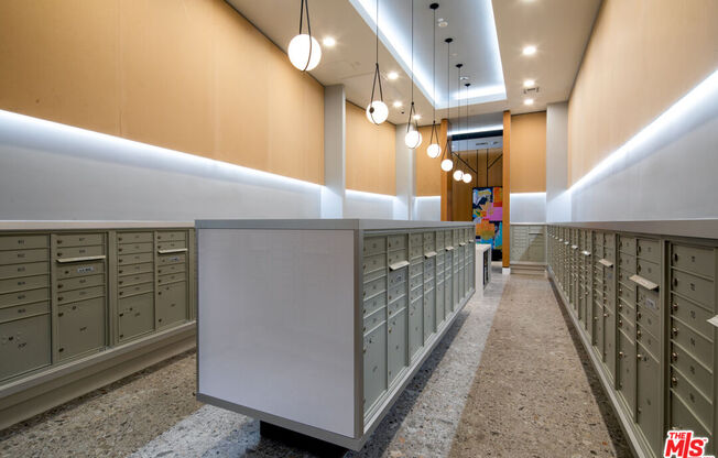 1 bed, 1 bath, 588 sqft, $3,015, Unit 773