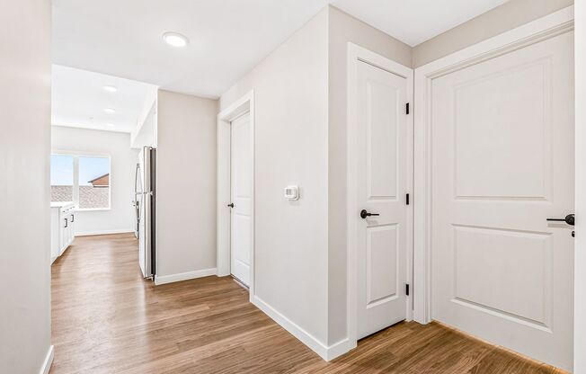 2 beds, 2 baths, 1,132 sqft, $2,000, Unit 3-300