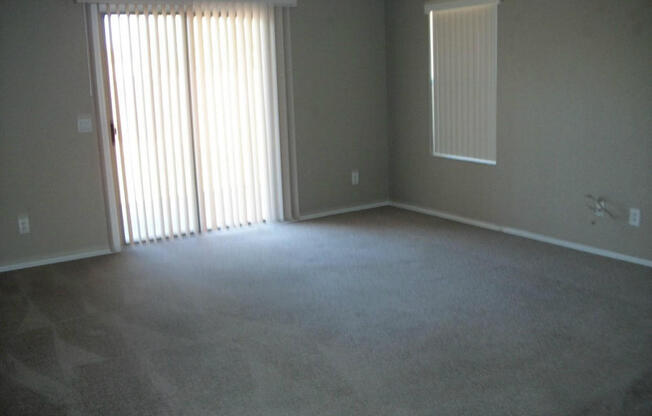 Beautiful 3 bedroom, two bath in the Volterra Community available October 1st!!!
