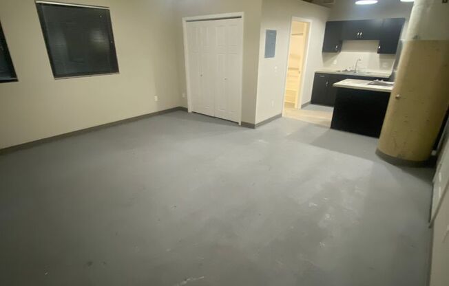 Studio, 1 bath, 438 sqft, $695, Unit 357