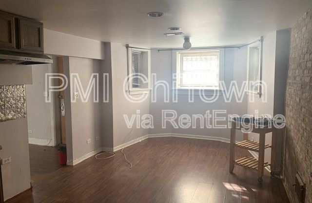 1114 E 62 ST