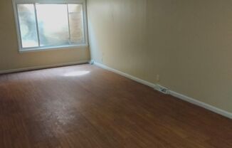2 beds, 1.5 baths, 1,250 sqft, $1,500, Unit 7