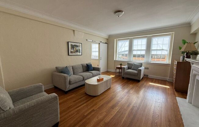 2 beds, 2 baths, 1,303 sqft, $3,000, Unit 601