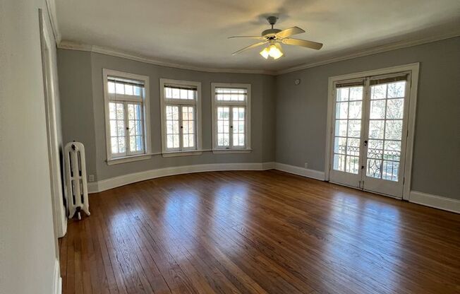 Beautiful Vintage Apartments Near Downtown Evanston