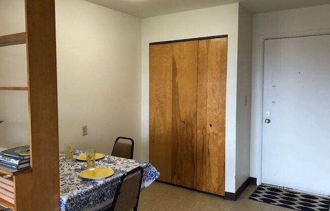 Studio, 1 bath, 400 sqft, $1,000, Unit Hudson Heights Bldg C-37