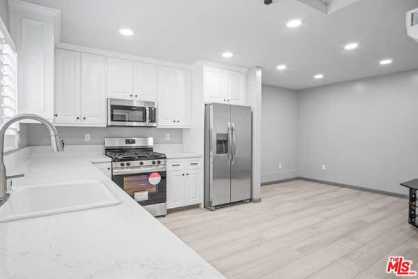 8322 COLEGIO DR